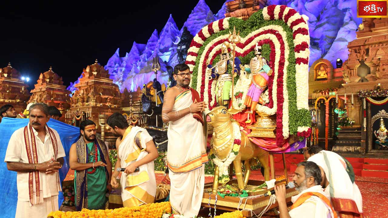 Koti Deepotsavam 2025 Day 8 : ఇల కైలాసంలో కన్నుల పండుగగా  వేములవాడ రాజన్న కల్యాణం