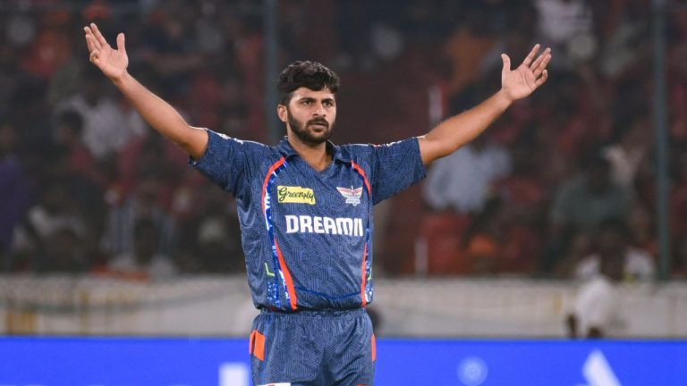 Shardul Thakur: తొలి ఆటగాడిగా శార్దూల్ ఠాకూర్ చరిత్ర.. ఐపీఎల్‌లోనే ఎవరికీ సాధ్యం కాలేదబ్బా!