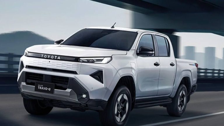 Toyota Hilux 2025: కొత్త టయోటా హిలక్స్ 2025 విడుదల.. మొదటి ఎలక్ట్రిక్ వెర్షన్ అందుబాటులోకి