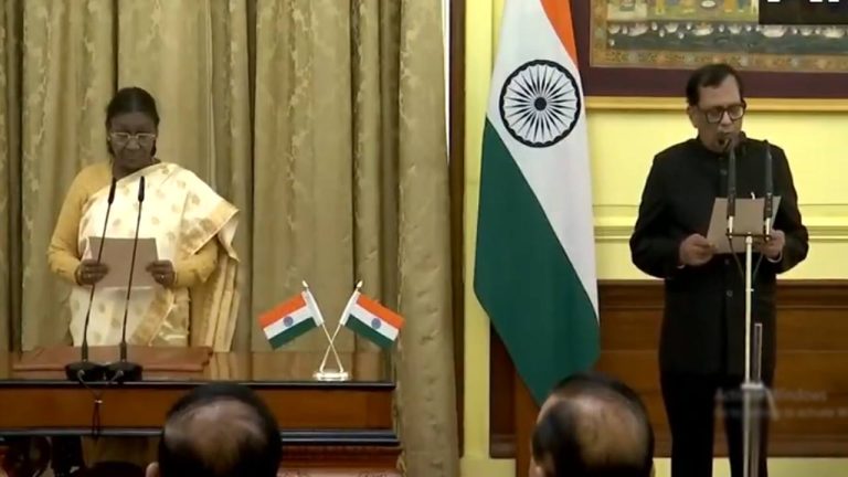 Raj Kumar Goyal: చీఫ్‌ ఇన్ఫర్మేషన్‌ కమిషనర్‌గా రాజ్ కుమార్‌ గోయల్‌ ప్రమాణం