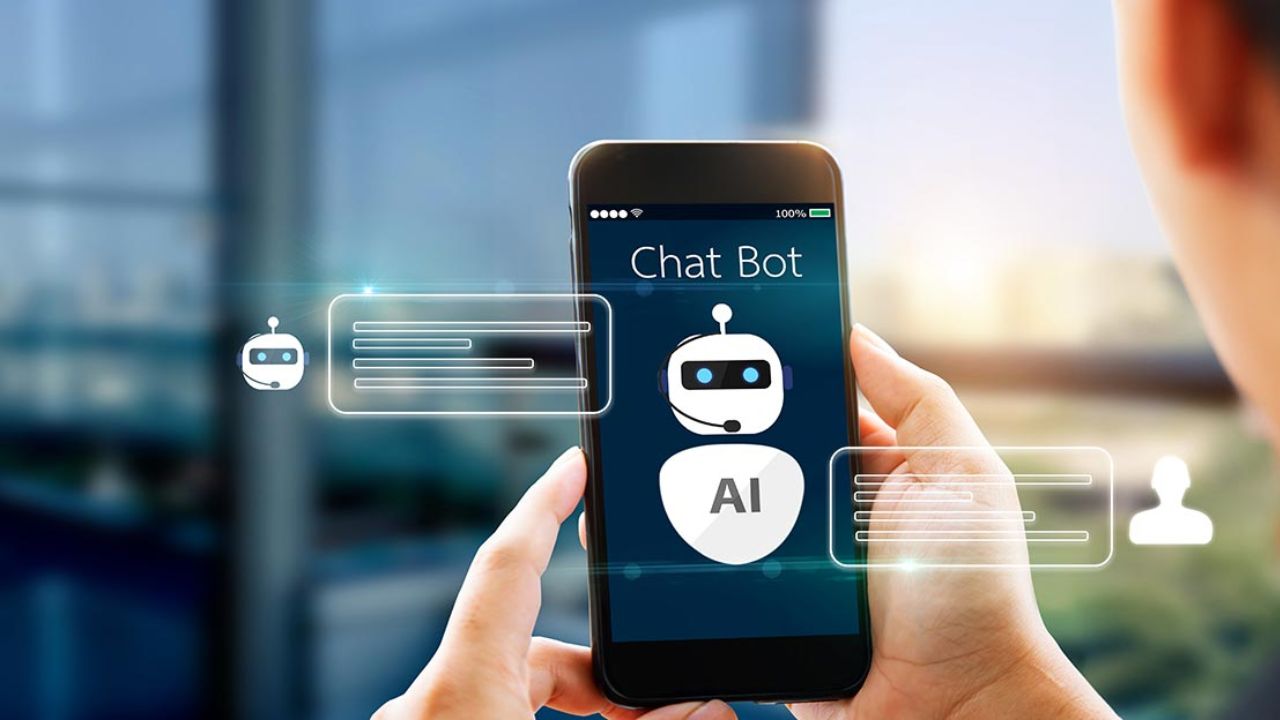 AI Chatbot: తస్మాత్ జాగ్రత్త.. ఏఐ చాట్‌బాట్లతో షేర్ చేయకూడని విషయాలేంటంటే..?