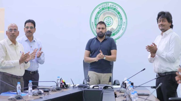 Deputy CM Pawan Kalyan: మాట నిలబెట్టుకున్న పవన్‌.. కోనసీమలో అభివృద్ధి పనులకు శ్రీకారం..