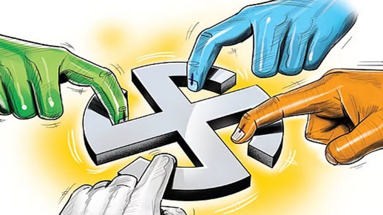 Localbody Elections: రక్త సంబంధీకుల మధ్య పోటీ..! సర్పంచ్‌ బరిలో అన్నాచెల్లెళ్లు.. అన్నాతమ్ముడు..