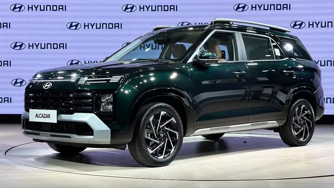 కొత్త ఇంజిన్, అప్‌డేట్ ఫీచర్లతో రాబోతున్న Hyundai Alcazar Petrol Variant.. ఎలాంటి మార్పులు ఉండబోతున్నాయంటే..?