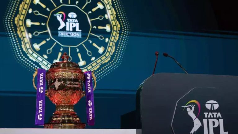 IPL 2026 Mini Auction: అయ్య బాబోయ్, మినీ వేలానికి రికార్డ్ రిజిస్ట్రేషన్స్.. లిస్టులో స్టార్ ప్లేయర్స్!