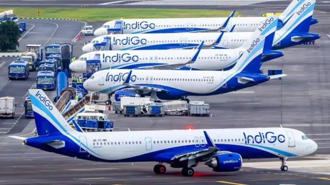 IndiGo Flights: 200 ఇండిగో విమానాలు అకస్మాత్తుగా రద్దు.. ప్రయాణికులకు చుక్కలు