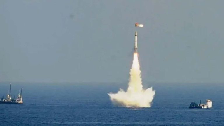 K-4 Ballistic Missile: 3500 కి.మీ పరిధి, 17 టన్నుల బరువు… జలాంతర్గామి నుంచి K-4 బాలిస్టిక్ క్షిపణిని పరీక్షించిన భారత్