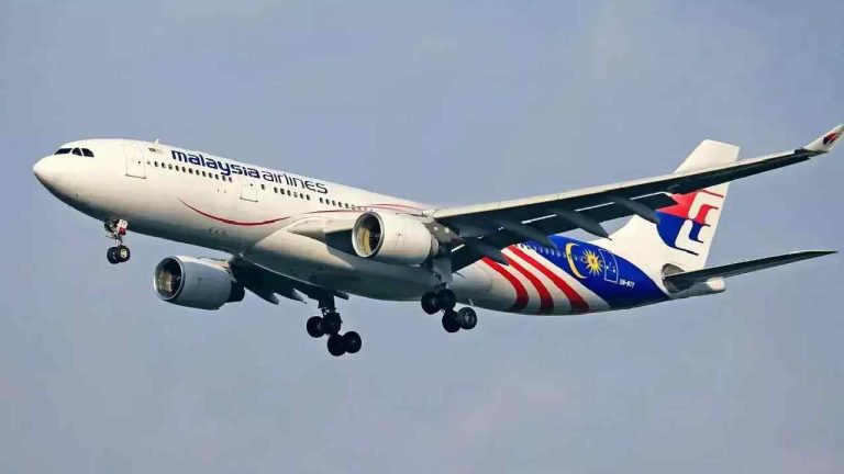 MH370 Mystery: ఇప్పటికైనా MH370 మిస్టరీ వీడుతుందా.? దశాబ్ధం క్రితం 239 మందితో విమానం అదృశ్యం..