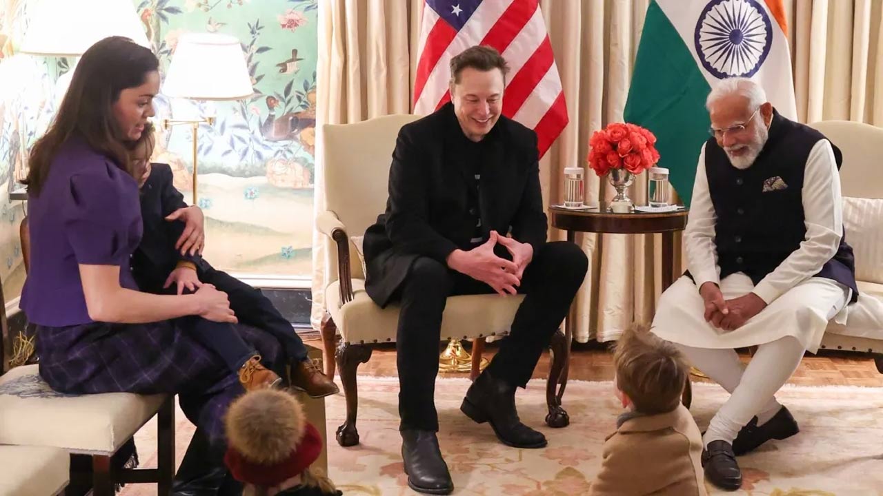 Elon Musk: భార్య, కొడుకు గురించి ఇంట్రెస్టింగ్ మేటర్ చెప్పిన మస్క్