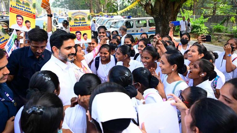 Minister Nara Lokesh: లోకేష్ అన్నయ్య చెప్పాడని చెప్పండి.. విద్యార్థులకు లోకేష్‌ సూచనలు