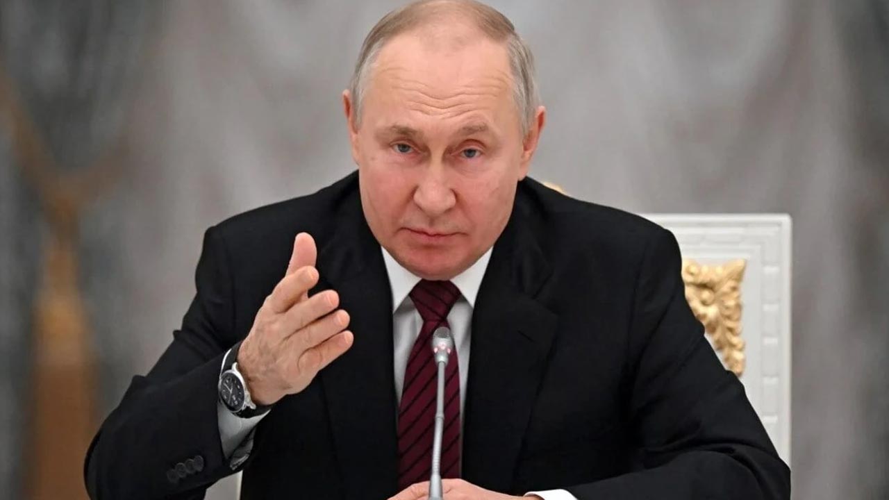 Vladimir Putin: యూరోపియన్ నాయకులు ‘పంది పిల్లలు’.. ఉక్రెయిన్‌ను స్వాధీనం చేసుకుంటాం..