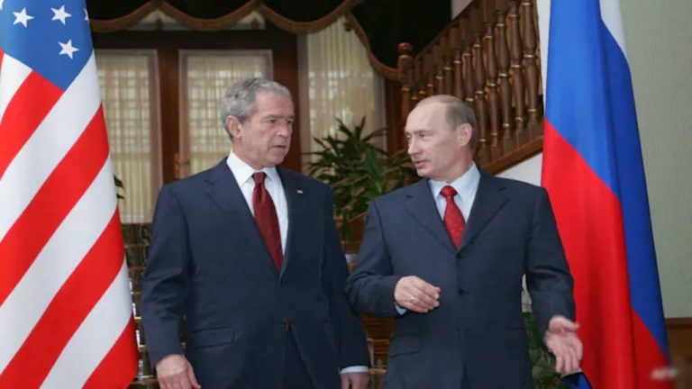 Putin-Bush: వెలుగులోకి 20 ఏళ్ల నాటి పుతిన్-బుష్ సంభాషణ.. పాక్‌ గురించి ఏం చర్చించారంటే..!
