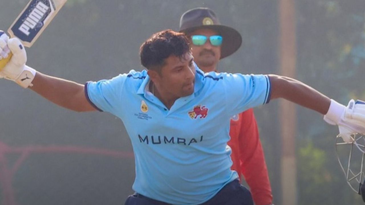 Sarfaraz Khan Record: 9 ఫోర్లు, 14 సిక్సర్లతో సర్ఫరాజ్‌ ఖాన్‌ సునామీ ఇన్నింగ్స్.. రోహిత్ రికార్డు బ్రేక్!