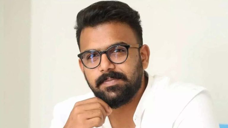 Tharun Bhascker: హర్టయిన జర్నలిస్ట్.. లైవ్లో తరుణ్ భాస్కర్ క్షమాపణలు