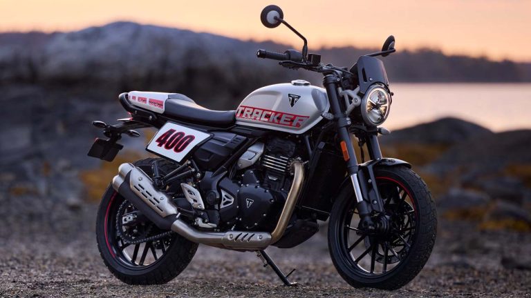Triumph Tracker 400: పోలా.. అదిరిపోలా.. ఫ్లాట్-ట్రాక్ స్టైల్‌లో ట్రయంఫ్ ట్రాకర్ 400.. ధర తెలిస్తే దడే..