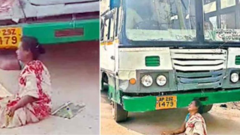 Woman Blocks RTC Bus: “క్వార్టర్ ఇస్తేనే లేస్తా” అంటూ ఆర్టీసీ బస్సు ముందు రచ్చ చేసిన మహిళ