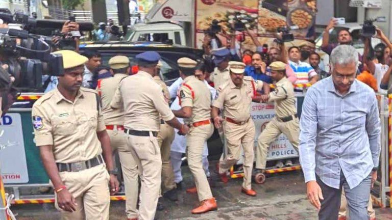 SIT Interrogation: ఐదవ రోజుకు సిట్ విచారణ.. హాజరైన మాజీ ఎస్ఐబీ చీఫ్ ప్రభాకర్ రావు