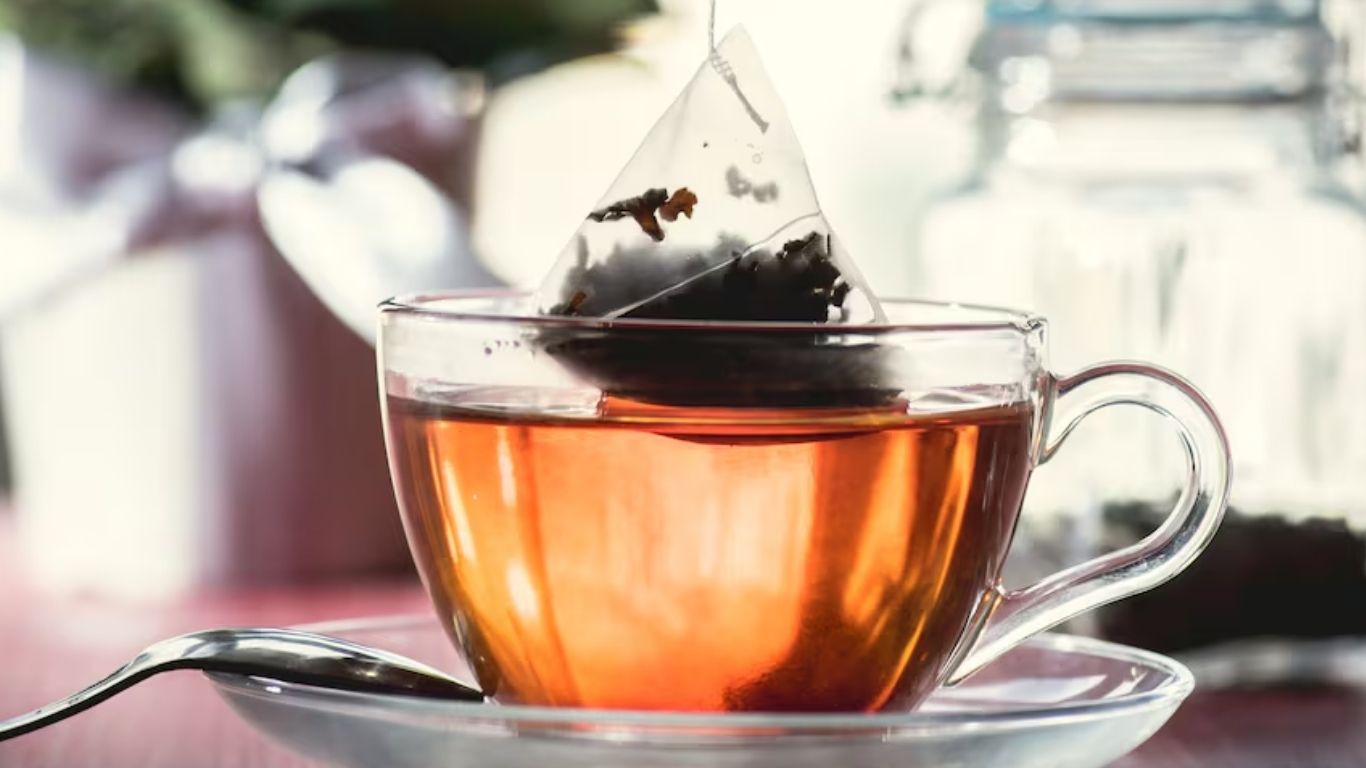 Health Risks of Tea Bags: టీ బ్యాగులను వేడి నీటిలో ముంచి తాగుతున్నారా.. అయితే జాగ్రత్త