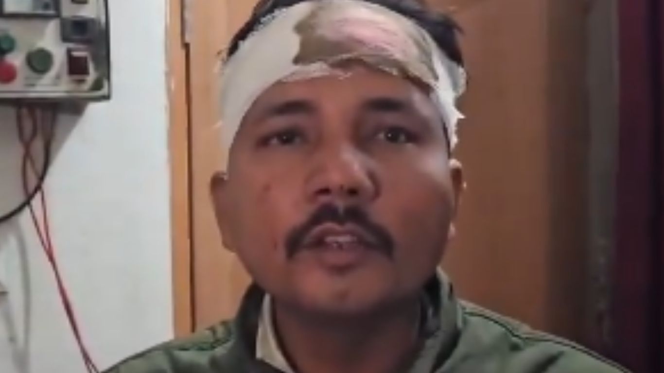 Shocking Incident: ప్రియురాలి ఇంటి ఓనర్ పై ప్రియుడు దాడి.. నగదు, బంగారం దోపిడి