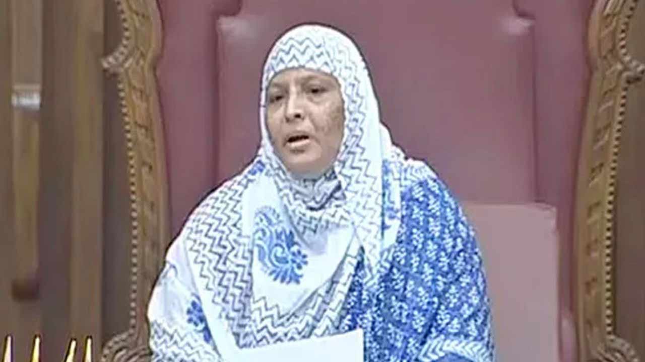 Zakiya Khanum: ఎమ్మెల్సీ రాజీనామాల విషయంలో ట్విస్ట్..! రాజీనామా ఉపసంహరణ..