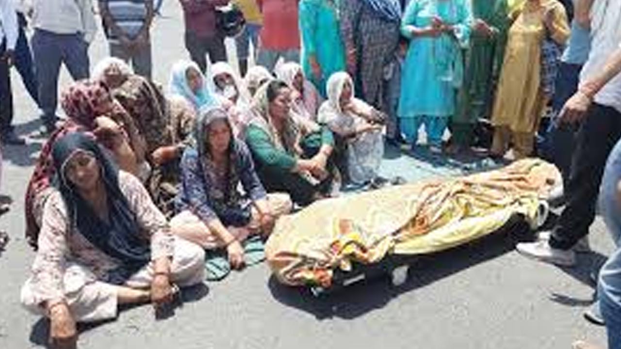 Respect for Dead Bodies Act: డెడ్ బాడీతో రోడ్డును దిగ్బంధిస్తే.. 5 ఏళ్ల జైలు శిక్ష.. రాష్ట్రంలో కొత్త చట్టం అమల్లోకి