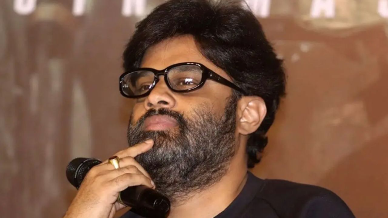 Naga Vamsi : ఐ బొమ్మ రవి విషయంలో నాగవంశీ సైలెంట్.. భయపడుతున్నాడంటూ నెటిజన్ల కామెంట్స్ !