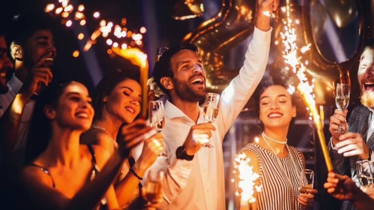 New Year Songs: న్యూ ఇయర్ పార్టీ కోసం.. 2025లో ట్రెండ్ సెట్ చేసిన టాప్ 5  సాంగ్స్