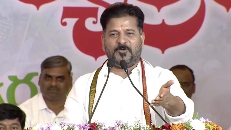 CM Revanth Reddy : సర్పంచ్‌లకు సీఎం రేవంత్ అదిరిపోయే న్యూ ఇయర్‌ గిఫ్ట్..!