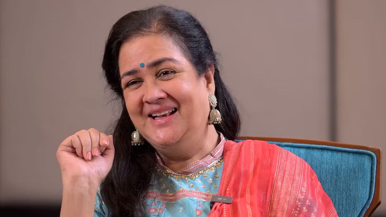 Urvashi : తిండీ నిద్ర మానేసి రాత్రంతా అదే పని.. నా ఆరోగ్యం నాశనం చేసుకున్నా