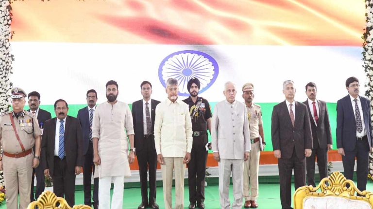 At Home Programme at AP Lok Bhavan: ఏపీ లోక్ భవన్‌లో ఎట్ హోమ్ కార్యక్రమం.. ఫొటోలు