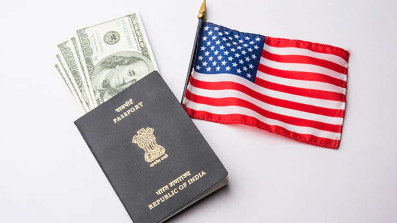 H-1B Visa Delay: అమెరికా కల చెదిరింది.. 2027 వరకు హెచ్-1బి వీసా కోసం ఆగాల్సిందే!