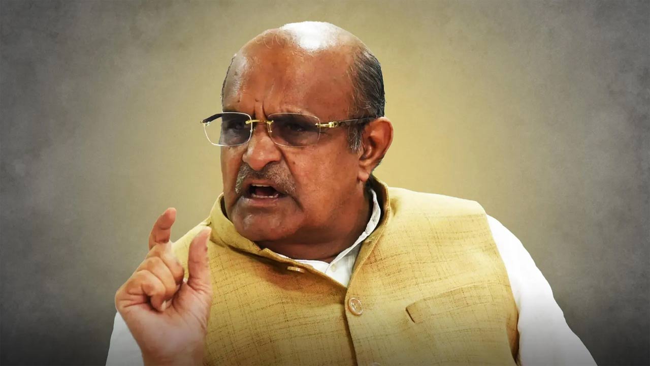 Bihar: జేడీయూ సీనియర్ నేత కేసీ త్యాగికి షాక్.. పార్టీ నుంచి బహిష్కరణ