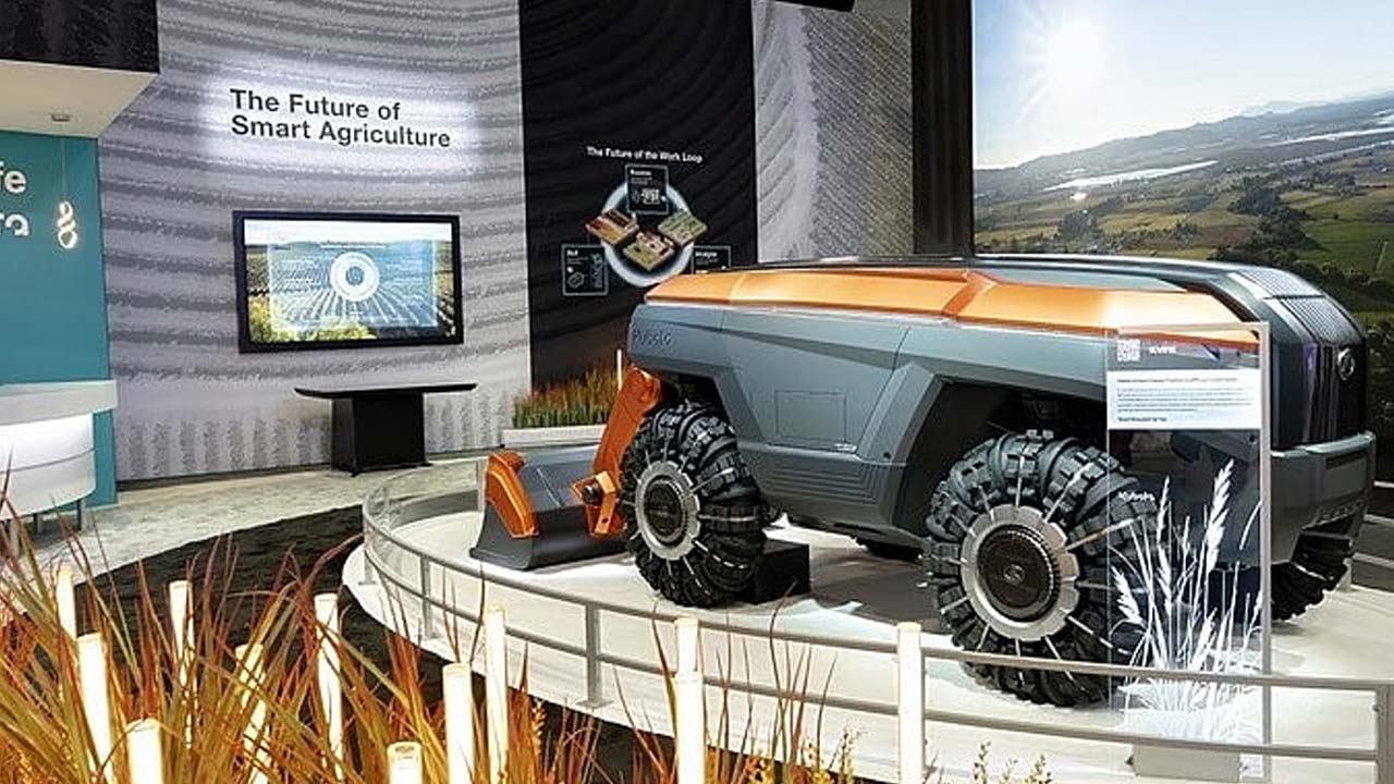 Kubota Transformer Robot Tr