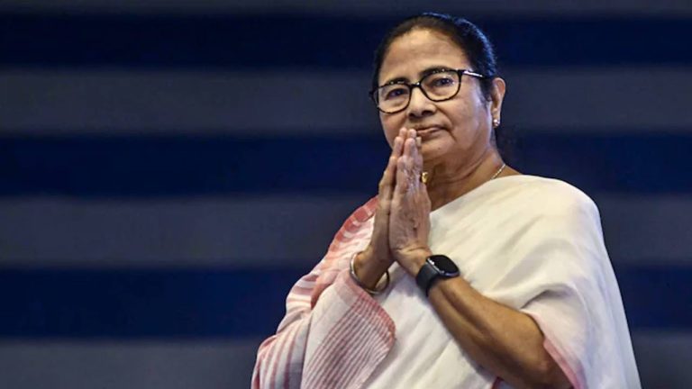 Mamata Banerjee: బెంగాల్ ఎన్నికల వేళ మమత కొత్త ఎత్తుగడ.. ఒక వర్గం ఓట్ల కోసం మాస్టర్ ప్లాన్!