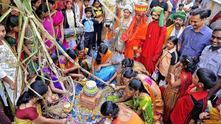 Sankranti: కాశీ నుంచి కన్యాకుమారి దాకా.. ఇండియాలో సంక్రాంతి సంబరాలు ఎక్కడెక్కడ జరుగుతాయో తెలుసా?