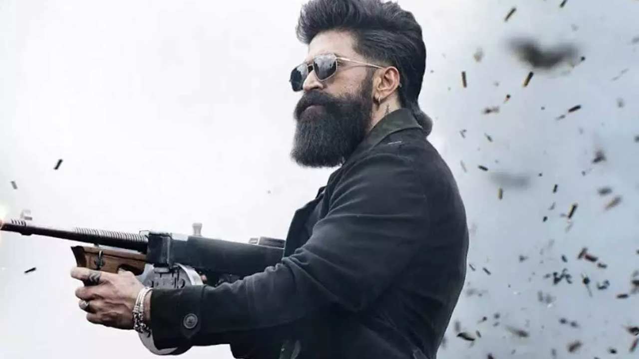 Toxic Movie Teaser: ‘టాక్సిక్‌’ టీజర్‌కు సర్టిఫికేట్ అవసరం లేదన్న సెన్సార్ బోర్డు!