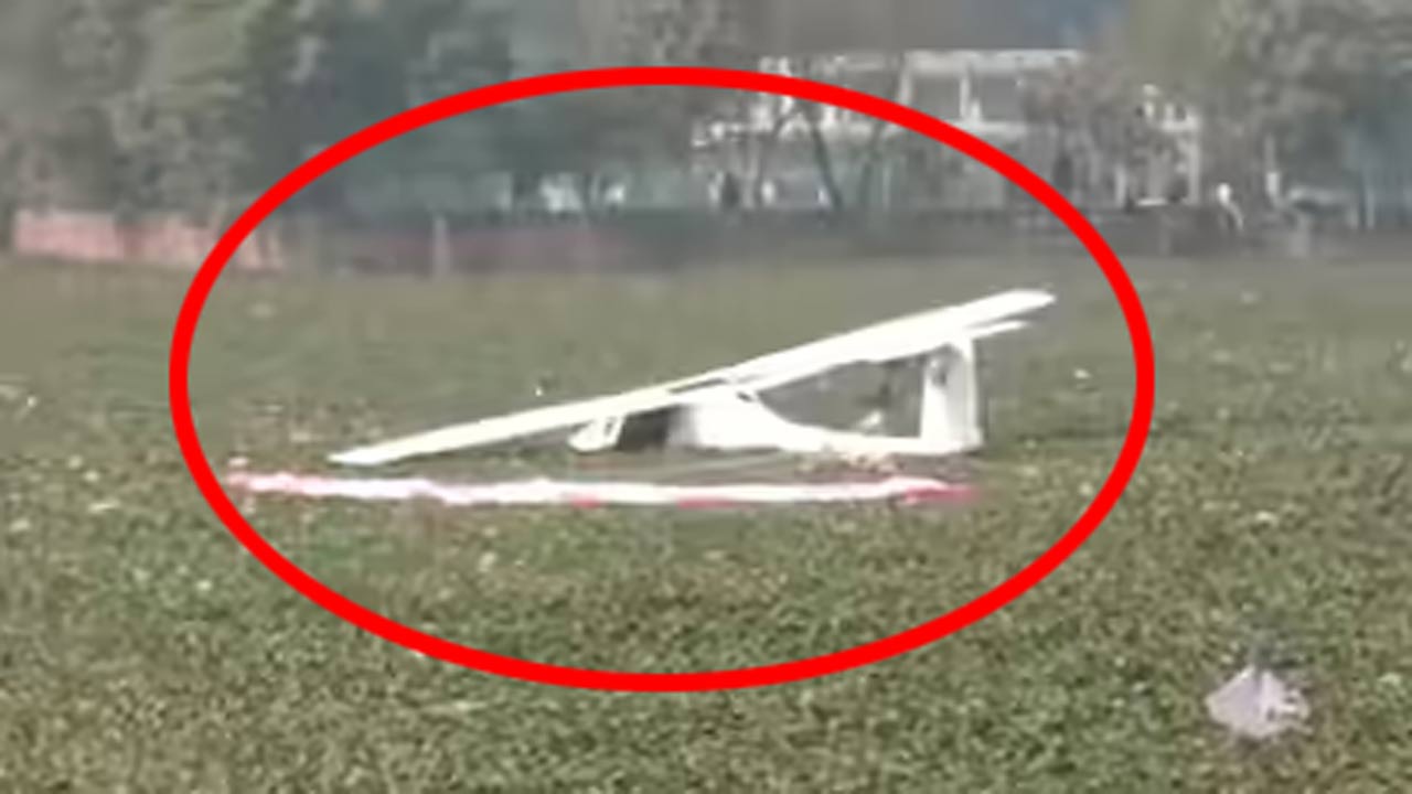 trainer aircraft crashes in prayagraj