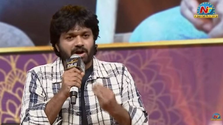 Anil Ravipudi: చిన్న ఒత్తి వెలిగించి బాంబ్ బ్లాస్ట్ అయ్యేలా చేశారు!