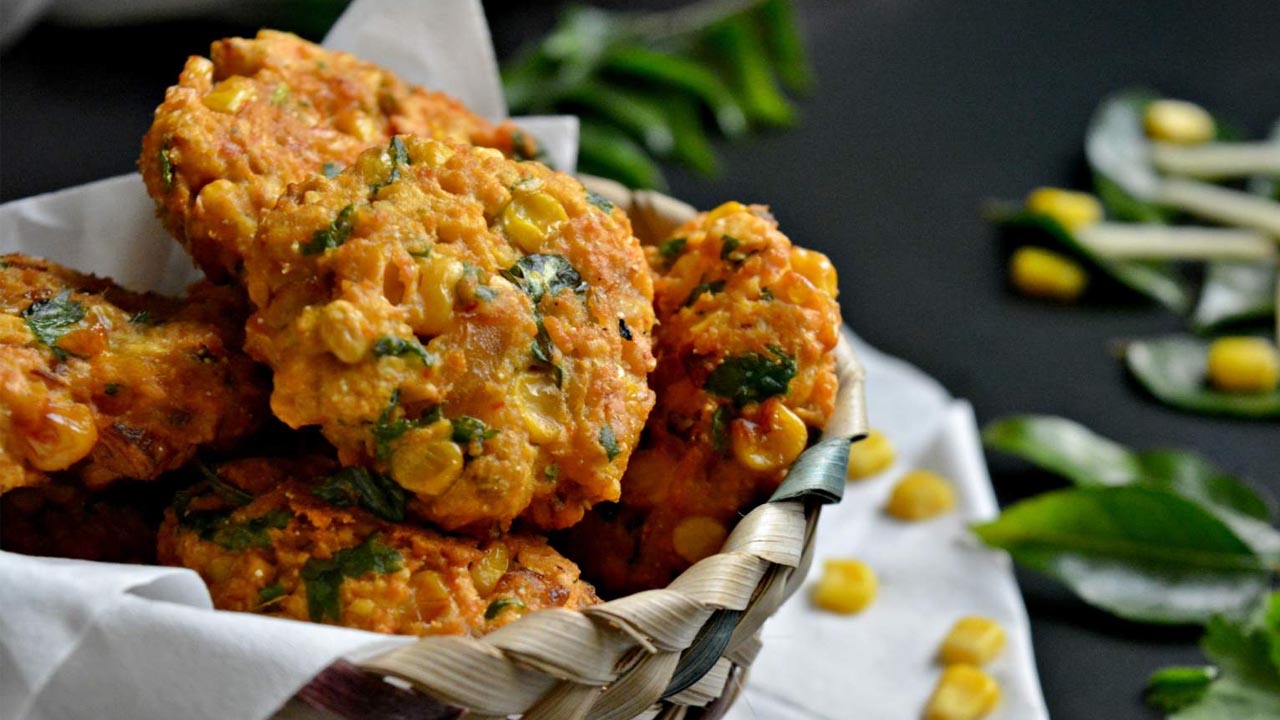 Andhra Sweet Corn Vada: క్రిస్పీ.. క్రిస్పీగా ఆంధ్రా స్టైల్‌లో స్వీట్ కార్న్ వడ.. రుచి అద్భుతం.. తయారీ ఈజీ!