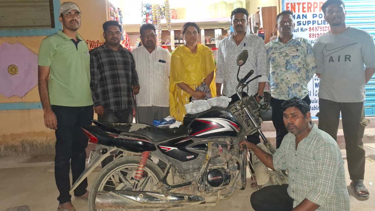 Sangareddy: ఇస్నాపూర్ లో గంజాయి చాక్లెట్ల పట్టివేత