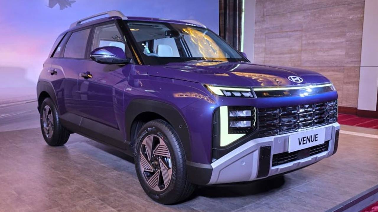 Hyundai Venue HX 5 Plus: హై-టెక్ ఫీచర్లతో.. హ్యుందాయ్ వెన్యూ HX 5 ప్లస్ వేరియంట్ రిలీజ్..