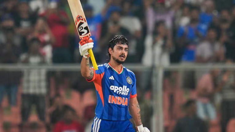 Ishan Kishan: ఇలా రెచ్చిపోయావేంటి భయ్యా.. బౌలర్లకు చుక్కలు చూపిన ఇషాన్ కిషన్.. నయా రికార్డ్!
