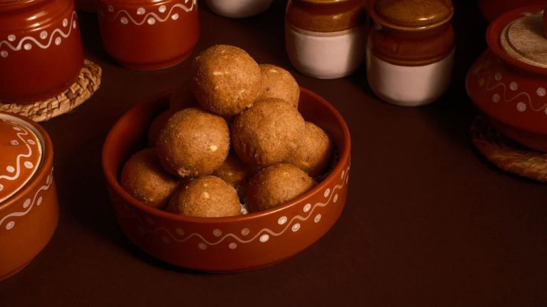 Nethi Bellam Sunnundalu: ఎముకలకు బలం ఇచ్చే.. నేతి బెల్లం సున్నుండలు