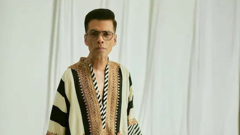 Karan Johar : మా అమ్మ నన్ను లావుగా ఉన్నావని అనేది.. బరువు తగ్గడంపై కరణ్ జోహార్ సంచలన వ్యాఖ్యలు.!