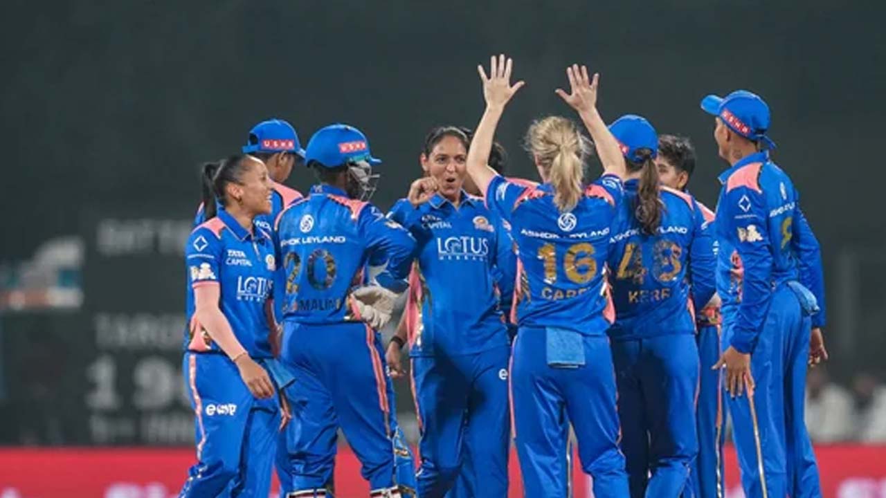 wpl 2026 mumbai defeats delhi capitals
