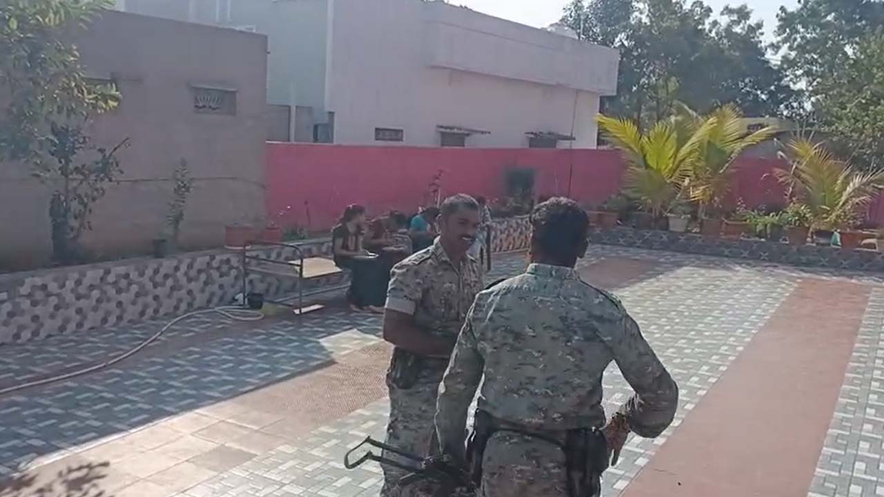 NIA: మరోసారి మా ఇల్లు ఆశ్రమంలో ఎన్ఐఏ అధికారుల సోదాలు..