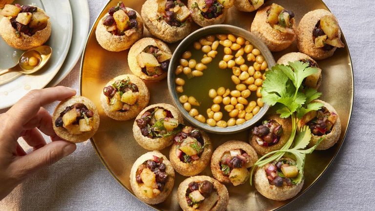 Homemade Pani Puri Recipe:  ఇంట్లోనే సులభంగా పానీపూరీ తయారీ.. లొట్టలేసుకుంటూ తింటారు..