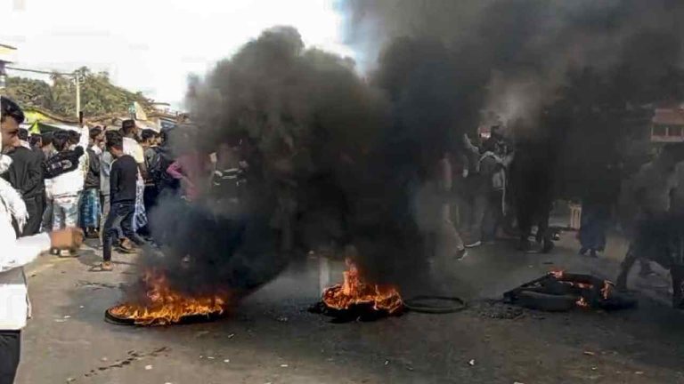 Murshidabad Violence: బెంగాల్ ముర్షిదాబాద్‌లో అల్లర్లు.. వలసకూలీ హత్యతో హింస..