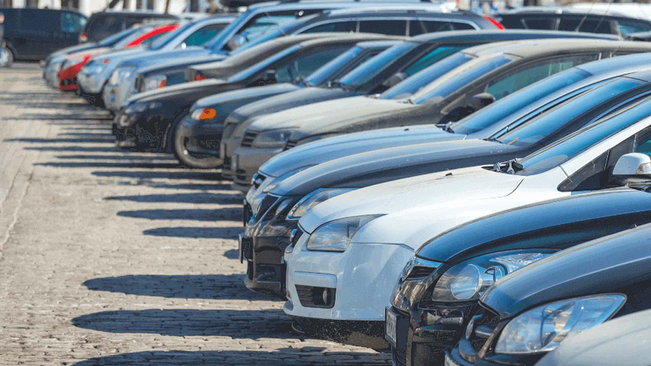 Budget Car : సెకండ్ హ్యాండ్ కారు కొనడం ద్వారా డబ్బు ఆదా చేసుకోవడం ఎలా?