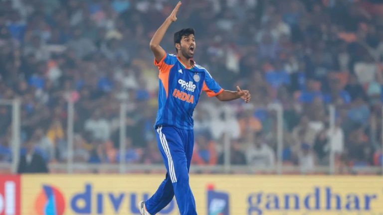 T20 World Cup 2026: వాషింగ్టన్ సుందర్ అవుట్.. ఐపీఎల్ స్టార్‌కు అవకాశం!